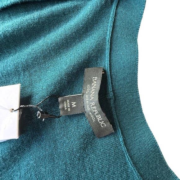 Banana Republic Women's Medium Fine Merino Wool V-Neck Cardigan Dark Teal Color - Picture 10 of 15